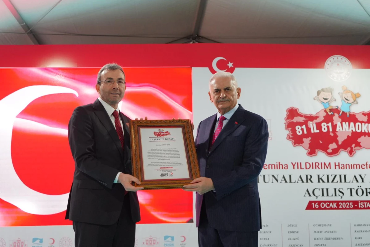 Pendik'imizde yapımı tamamlanan "Tunalar Kızılay Anaokulu"nun açılışını gerçekleştirdik